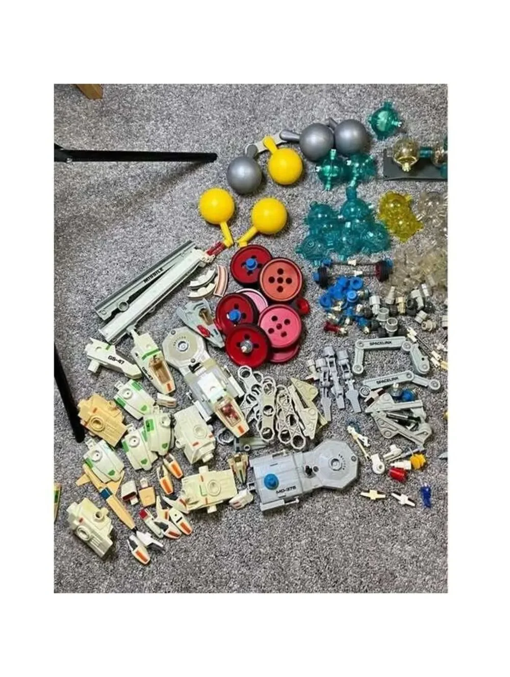 Vintage Capsela Spacelink Building Toys Huge Lot